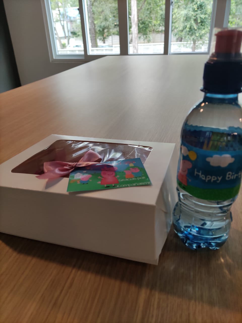 ¿Piñatas con comida saludable? Maikitchen lo hace posible - Chapines Pa ...