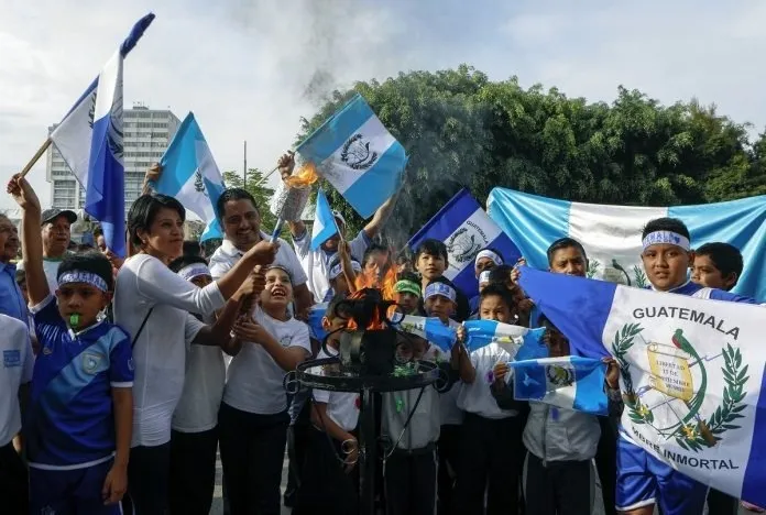 Encendido de antorchas 2026