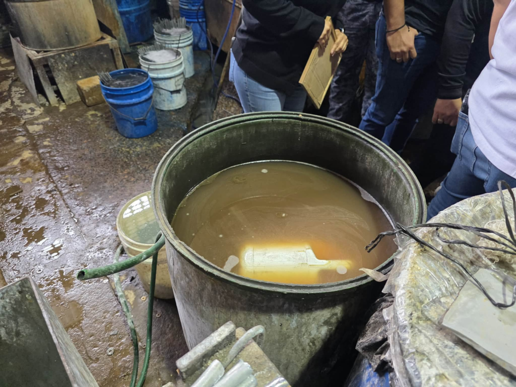 Agua contaminada en Mixco.